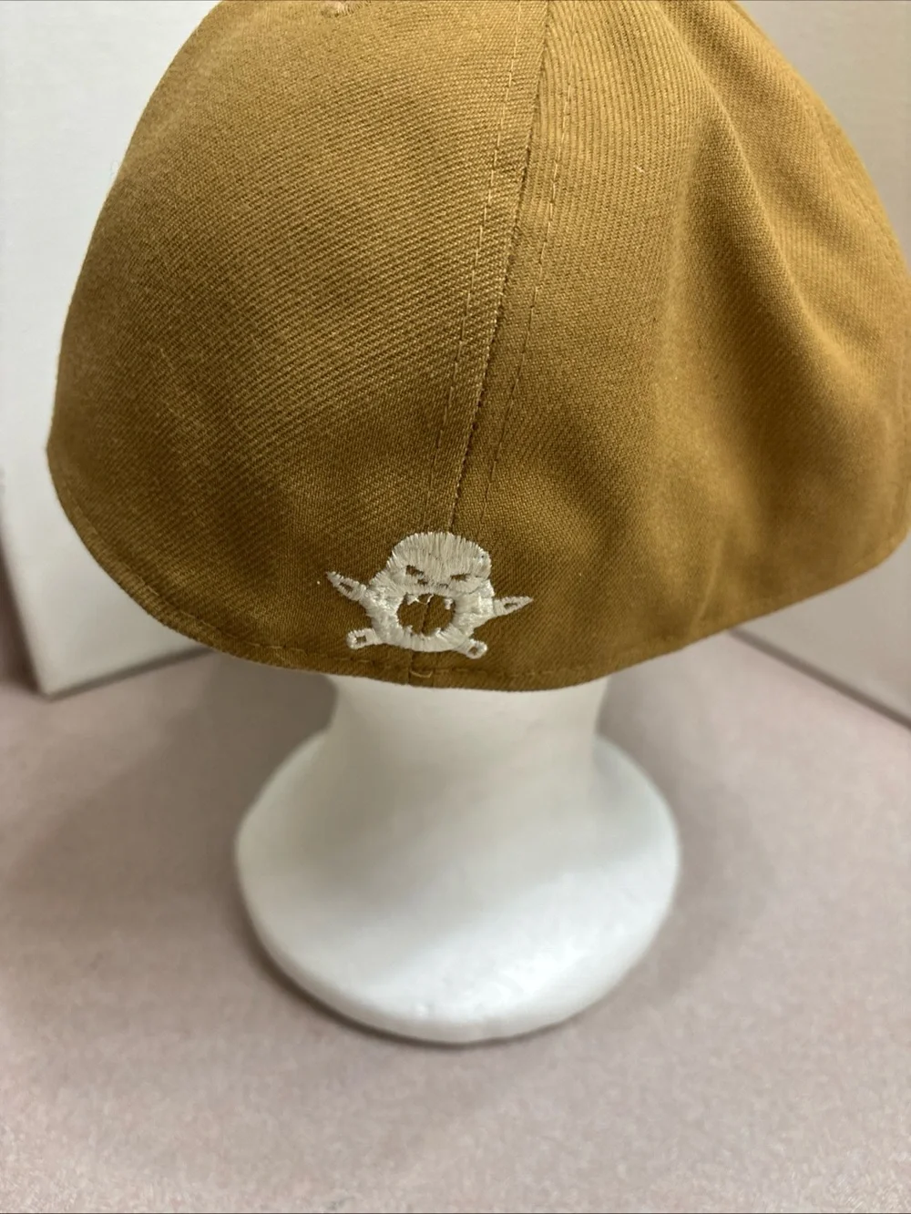 New Era clink room